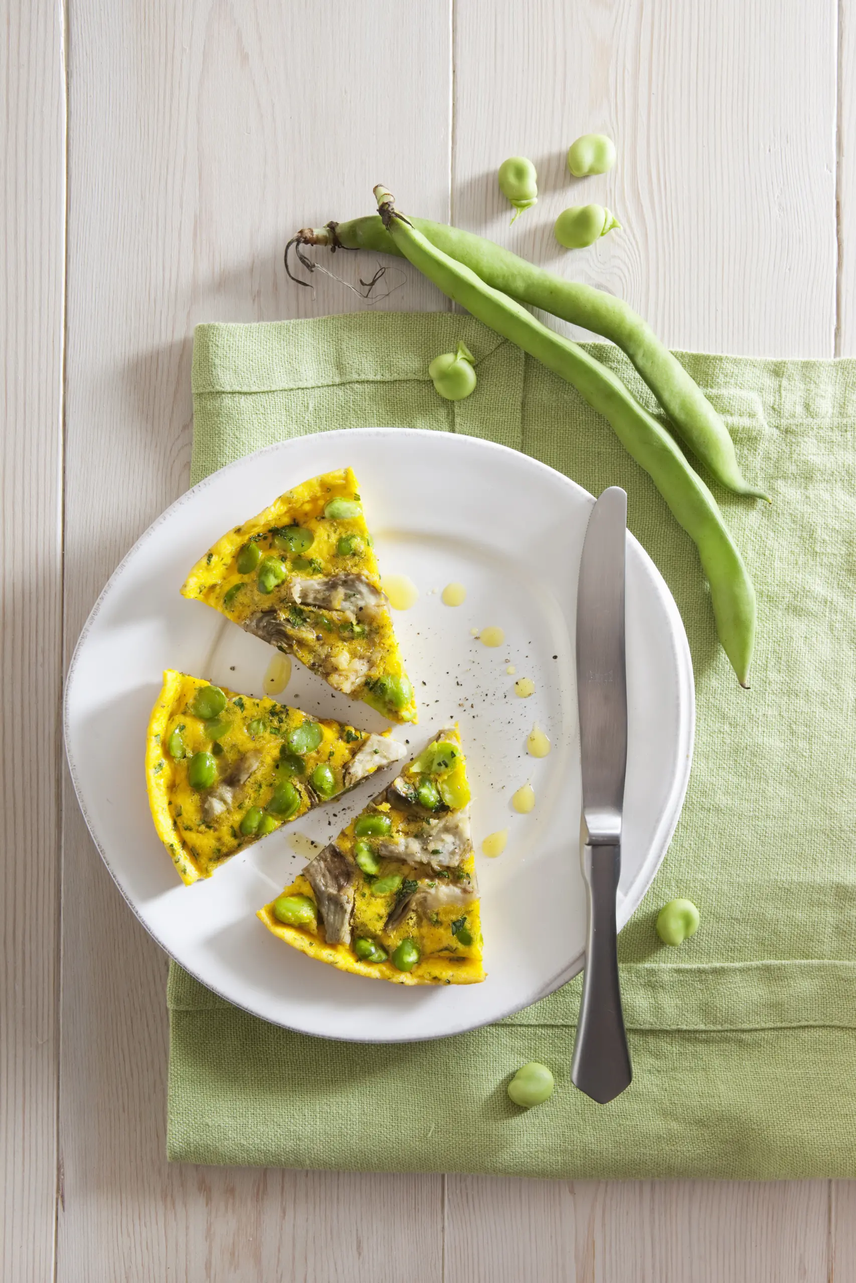 Frittata di carciofi e favette alle erbe aromatiche