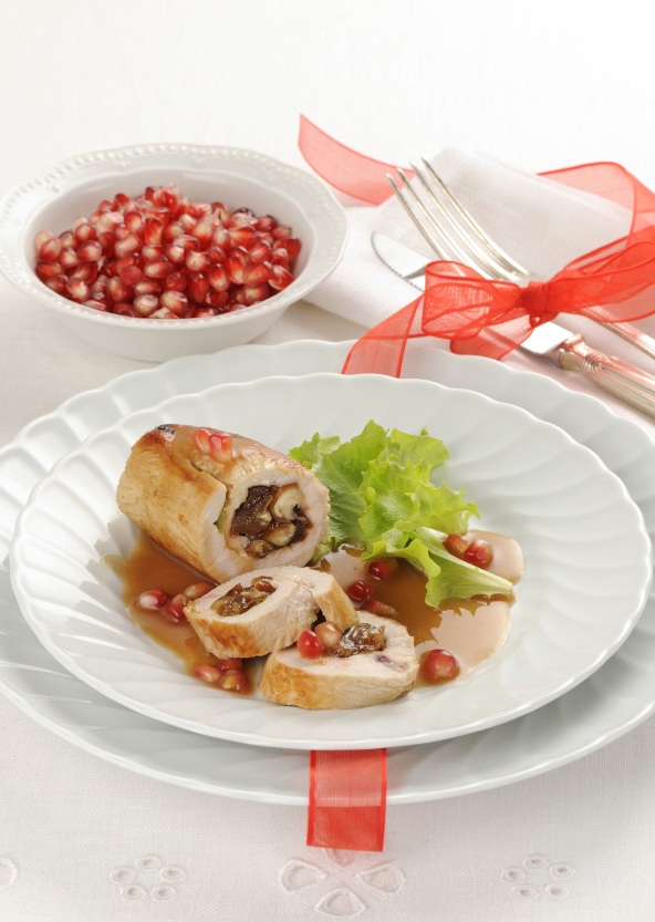Involtini di tacchino con datteri e melagrana